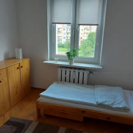 Sloneczny Apartament 3 - Oddzielne Pokoje Centrum Jarot Apartment